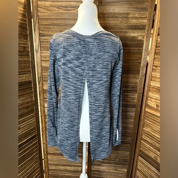 ZYIA Active Split Back Long Sleeve Top - Picture 4 of 9